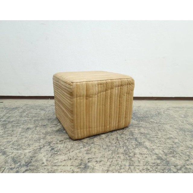 Ottoman by Ernst Lüthy for de Sede For Sale - Image 9 of 9
