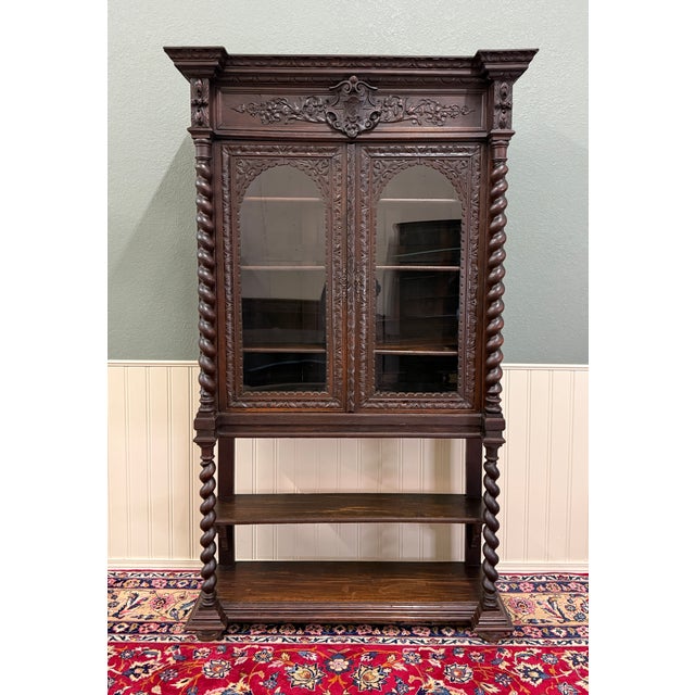 French Antique French Louis XIII Style Bookcase Display Cabinet Barley Twist Oak c.1880 For Sale - Image 3 of 18