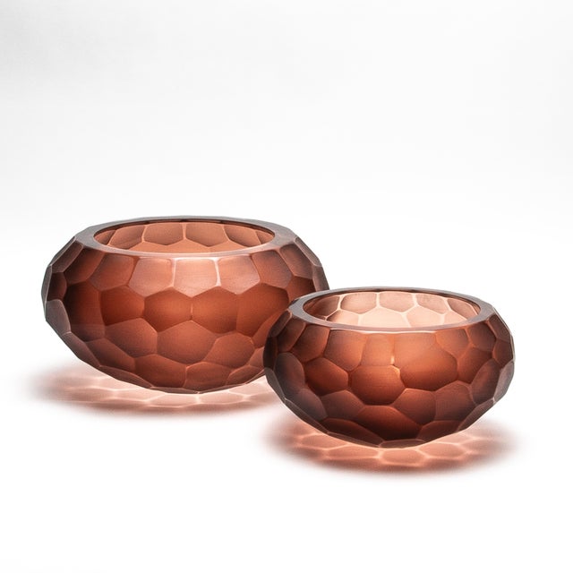 Glass Hand-Blown Murano Battuto Bowl in Light Amaretto Small For Sale - Image 7 of 9