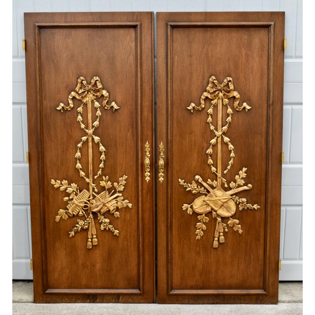 Vintage Hollywood Regency Carved Gilded Wood Doors Pair Louis XVI Neoclassical For Sale - Image 4 of 15