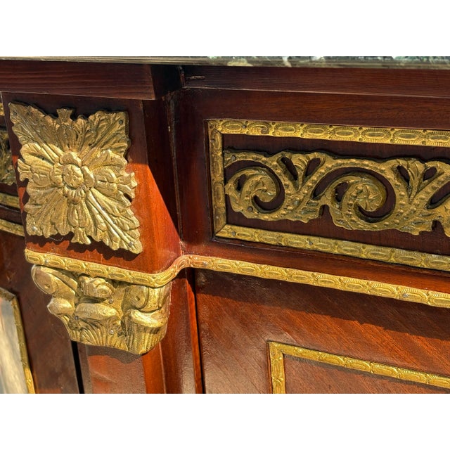 Italian Early 20th Century French Louis XVI Style Mahogany Vitrine Buffet With Green Marble Top For Sale - Image 3 of 9