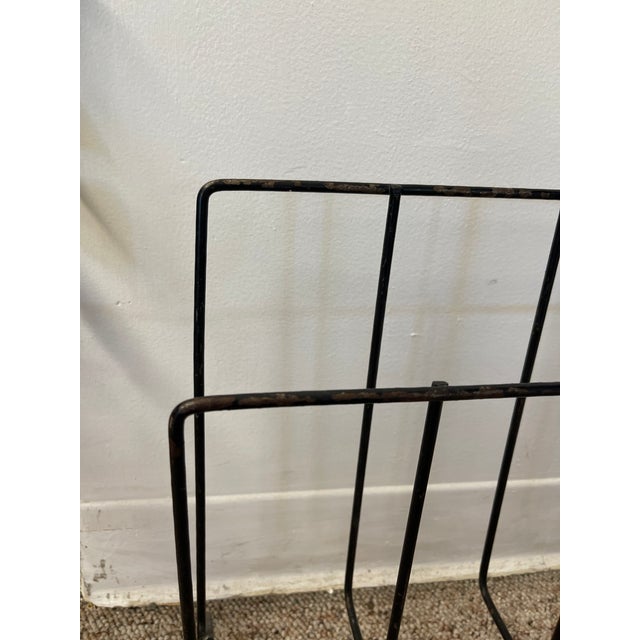 Metal Mid-Century Modern Black Iron Wire Magazine Rack. For Sale - Image 7 of 7