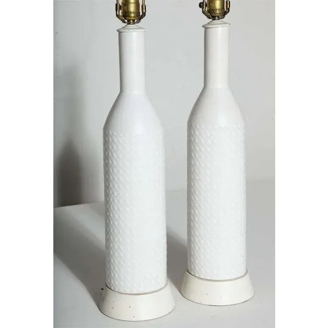 1960s Ak Kag Switzerland White Drip Dot Ceramic Table Lamps - a Pair For Sale - Image 6 of 9