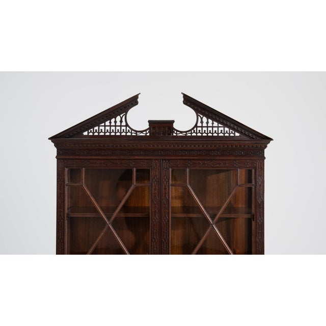 Chippendale 19th Century France Chippendale Brown Wood Display Cabinet For Sale - Image 3 of 11
