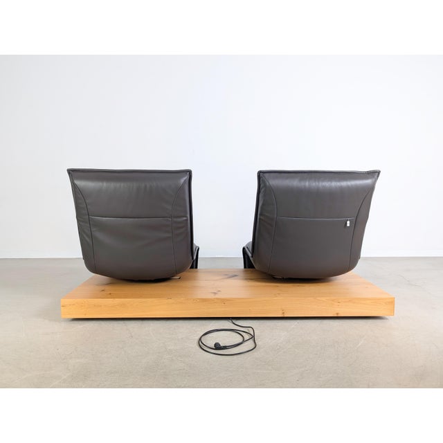 Free Motion Sofa in Leather from Koinor For Sale - Image 11 of 17