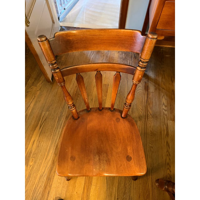 Farmhouse Mid 20th Century Cushman of Vermont Colonial Creations Brandywine Manor Dining Room Set No. 7031, 6 Chair, Expandable Table For Sale - Image 3 of 13