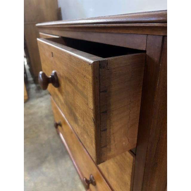 Brown 19th Century English Mahogany Chest of Drawers For Sale - Image 8 of 8