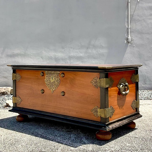 Late 20th Century Vintage Ebony and Mahogany Blanket Chest For Sale - Image 4 of 13
