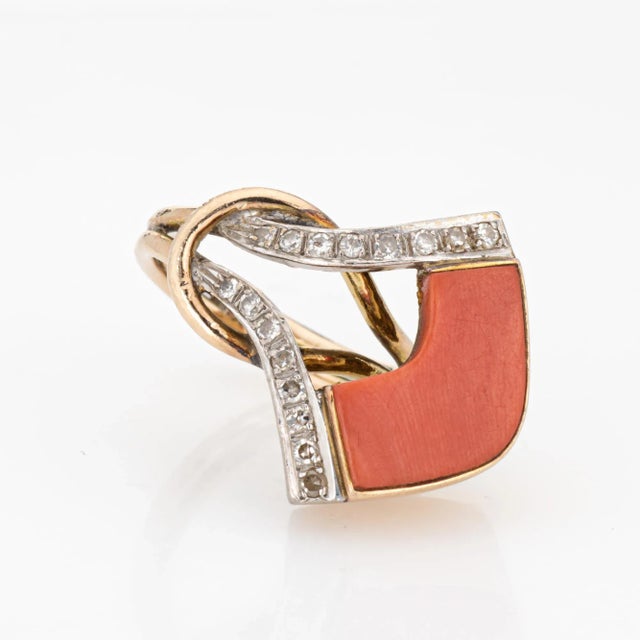 Modern Vintage 1970s Abstract Coral Diamond 14k Yellow Gold Ring Size 4.75 For Sale - Image 3 of 7