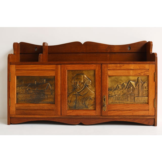 English Arts and Crafts Wall Cabinet in Brass and Oak, 1910 For Sale - Image 11 of 11