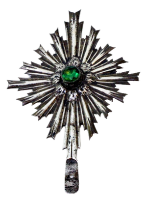 Silver Splendor Embossed with Fake Green Stone