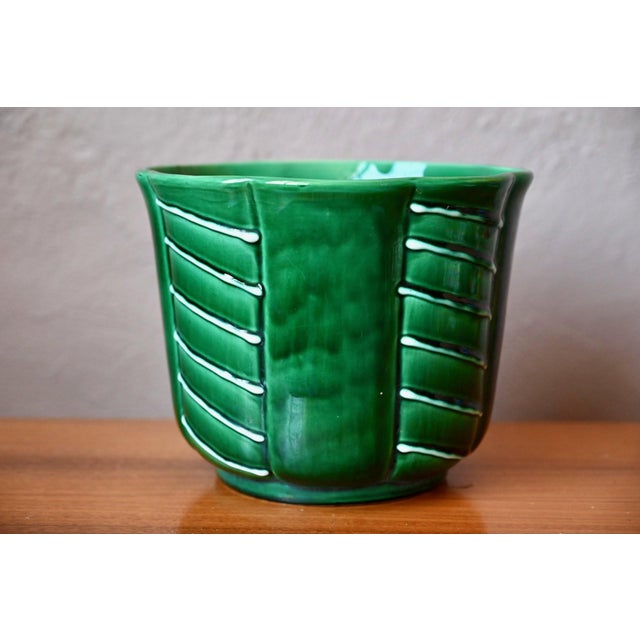 Art Deco Emerald Green Octagonal Ceramic Planter from Longchamp, 1960s For Sale - Image 3 of 8