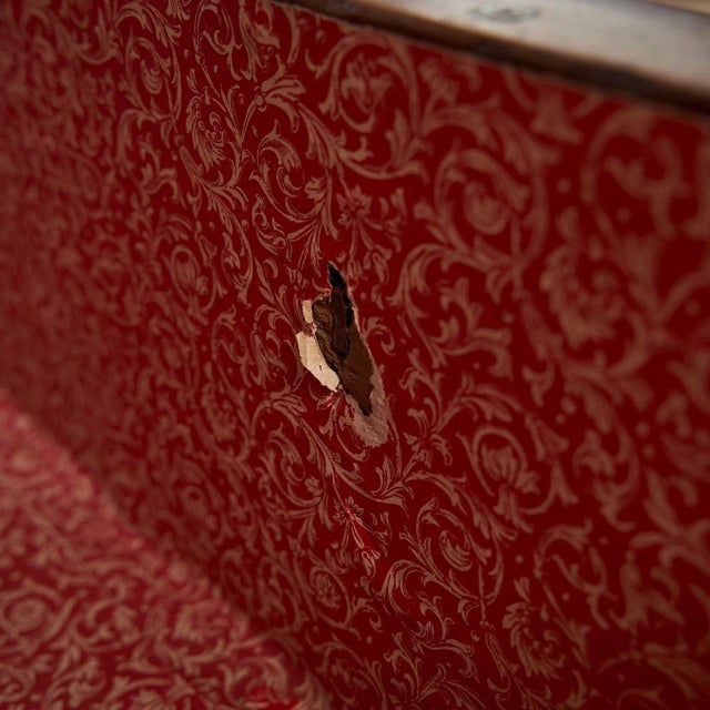 Wood Antique Chest of Drawers in Wood For Sale - Image 7 of 18