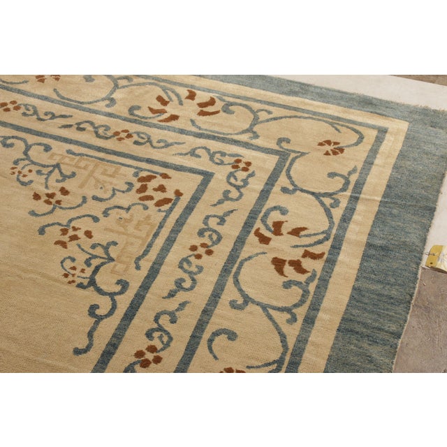 1920s Hand-Knotted Antique Chinese Rug in Beige-Brown, Blue Open Field, Floral Pattern For Sale - Image 5 of 7