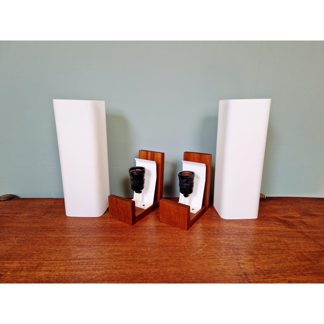 Teak and Satin White Opaline Wall Lights by Louis Kalff for Philips, 1960s, Set of 2 For Sale - Image 12 of 15