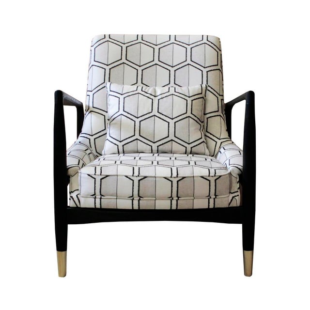 Mid-Century Modern Pair of Scandinavian Modern Style Lounge Chairs For Sale - Image 3 of 5