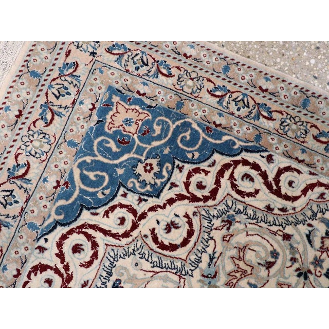 Galerie Shabab Collection Mid-20th Century Persian Nain Throw Rug For Sale In New York - Image 6 of 7