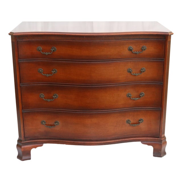 Mid 20th Century Kindel Furniture Mahogany Serpentine Chest of Drawers/Commode For Sale