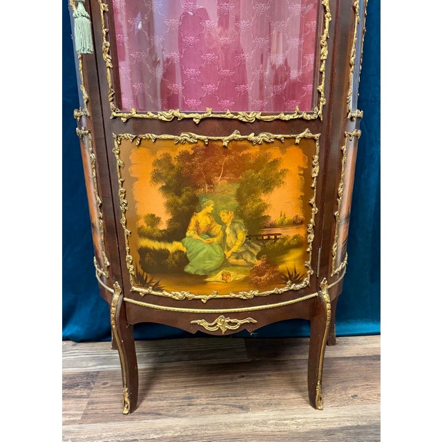 Antique French Louis XVI-Style Vitrine Cabinet With Gilt Ormolu Mounts & Painted Panels For Sale In Birmingham - Image 6 of 8