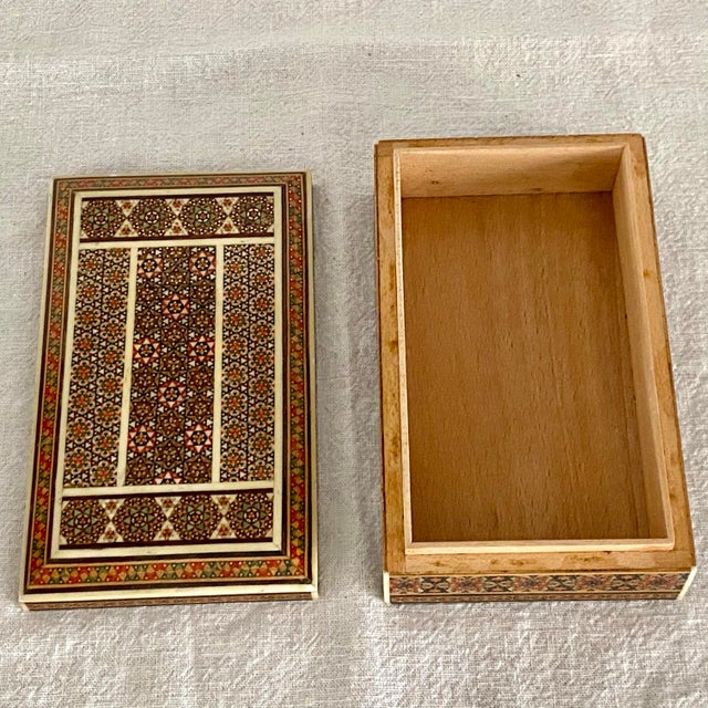Middle Eastern Micro-Mosaic Marquetry Inlaid Trinket Box For Sale - Image 4 of 12