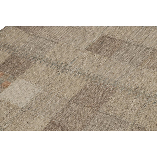 Geometric Modern Oversized Scallop Beige Rug "Scallure" by Doris Leslie Blau For Sale - Image 4 of 7
