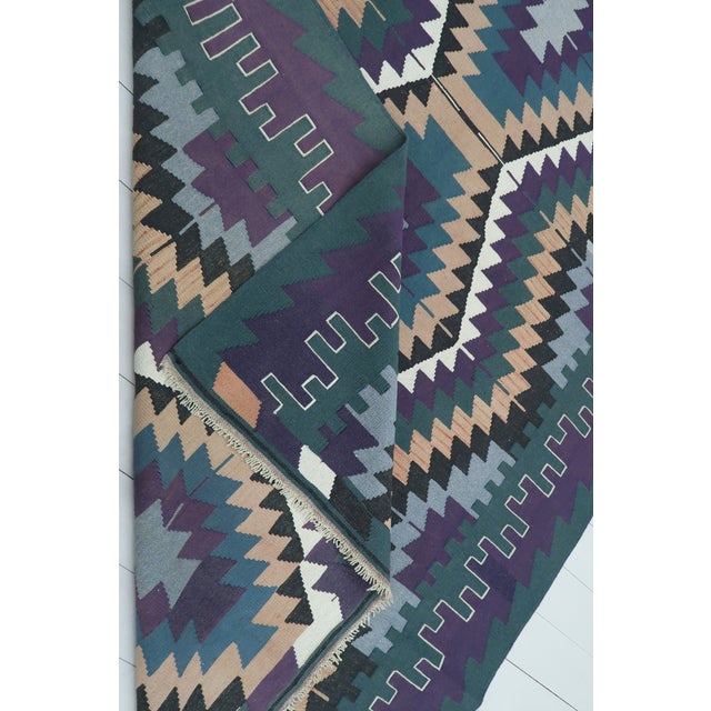 Vintage Turkish Kilim Rug- 6′ × 11′ For Sale - Image 12 of 13
