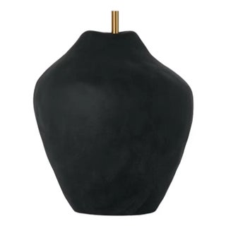 Hable by Visual Comfort Studio Hable Cadley Table Lamp in Rough Black Ceramic For Sale
