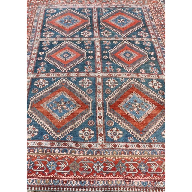 Antique Persian Shiraz Rug with Geometric Design, Keivan Woven Arts; rug EMB-9604-P13873, country of origin / type: Iran /...