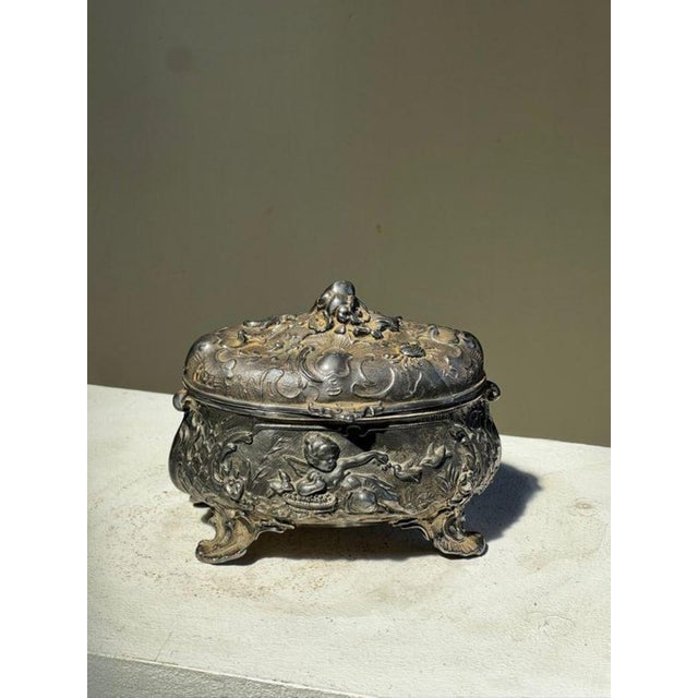 Antique 19th Century French Metal Jewelry Box With Cherub and Birds For Sale In Los Angeles - Image 6 of 6