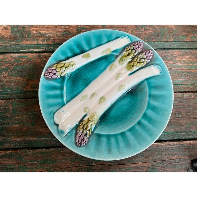 Asparagus Majolica Plates from Lunéville, Set of 4 For Sale - Image 3 of 10