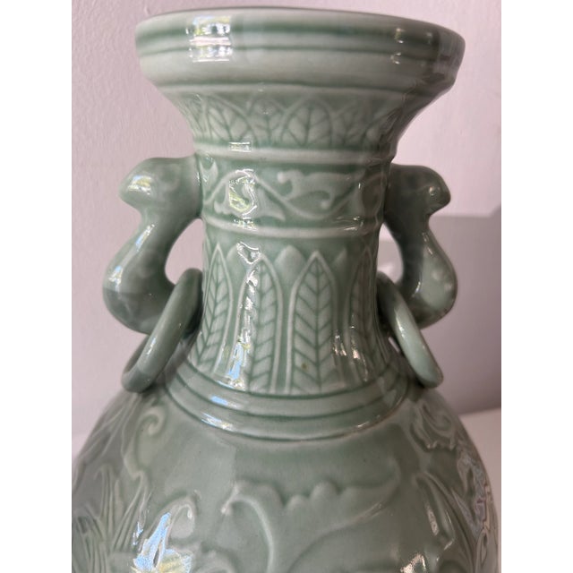 Ceramic Pair of Chinese Porcelain Celadon Vases With Fixed Ring Handles For Sale - Image 7 of 9