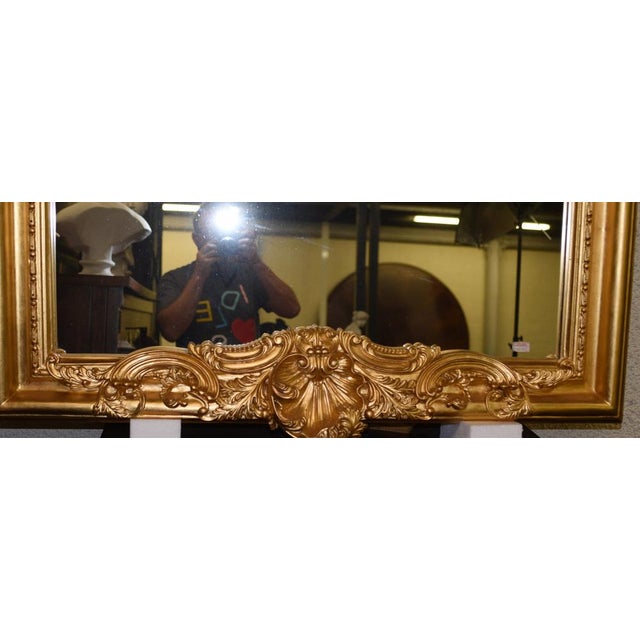 Gold English Neo-Classical Gilt Mirror with Palladian Cherubs For Sale - Image 8 of 18