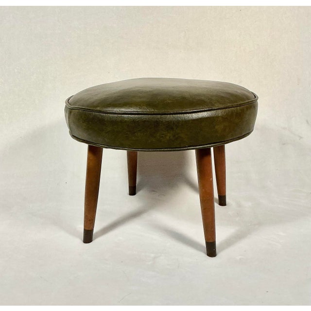 Mid-Century Modern Vintage 1950s Mid Century Modern Green Vinyl Stool Ottoman Atomic Wood Legs For Sale - Image 3 of 12