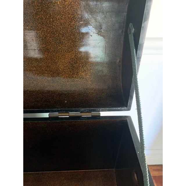 Japanese Namban Lacquer and Inlay Coffer Momoyama Period For Sale - Image 12 of 13