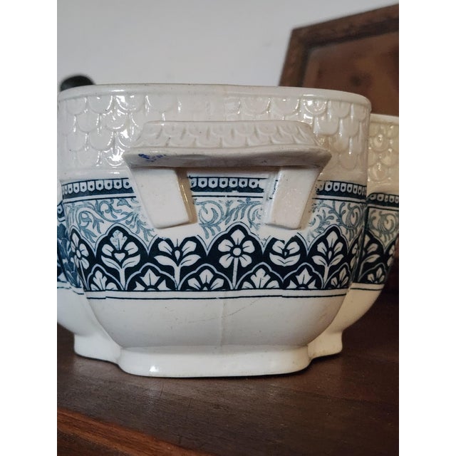 Large Antique French Square Bowl or Jardiniere from Le Grand Dépôt Emile Bourgeois, 19th Century For Sale - Image 6 of 18