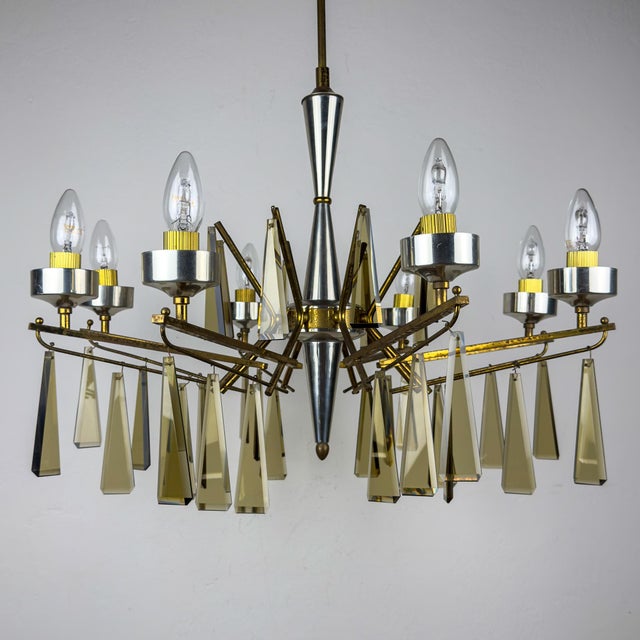Large Mid-Century Italian Sculptural Chandelier in Brass and Glass, Italy, 1950s For Sale - Image 16 of 18