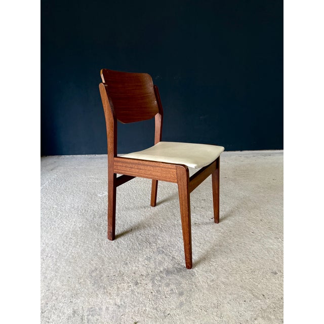 Vintage Dutch Chairs from MCM, 1960s, Set of 2 For Sale - Image 9 of 18