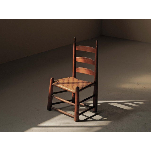 Low Chair in Wood, USA, 1900s For Sale - Image 13 of 18