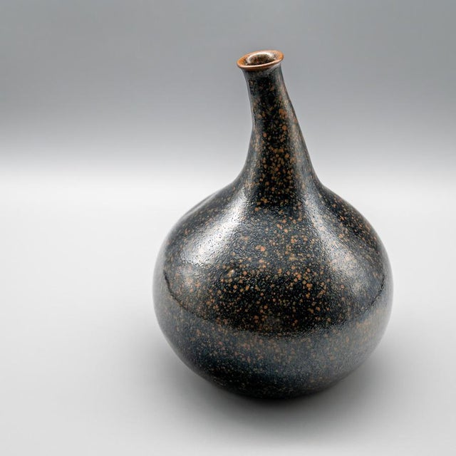 Mid-Century Tenmoku Glazed Kyō-Yaki Vase attributed to Miura Chikken, Japan, 1960s For Sale - Image 9 of 11