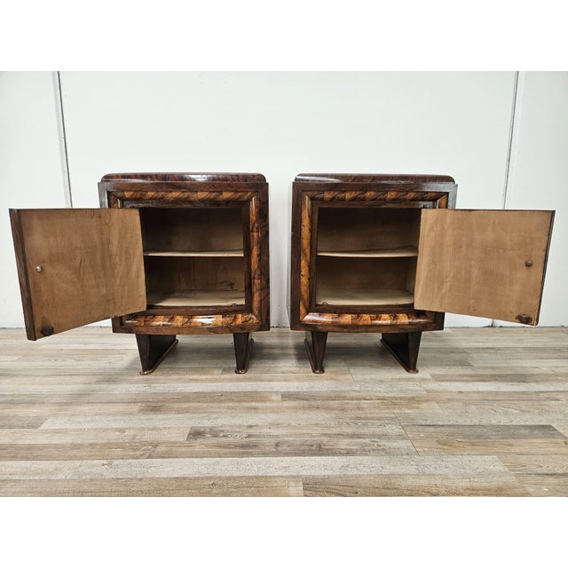Tuscan Art Deco Bedside Tables in Walnut Burl, 1940, Set of 2 For Sale - Image 12 of 17