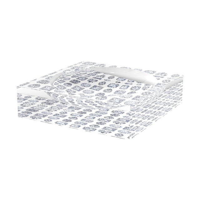 Bougie Diamonds Ice Acrylic Candy Catchall Dish, Large For Sale - Image 4 of 9