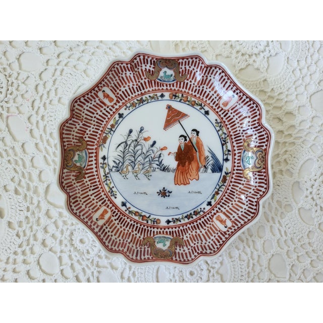 1940s Pair of Mid-Century Geisha Girl Dishes For Sale - Image 5 of 7