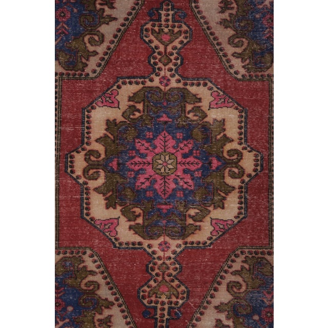1960s Vintage Turkish Oushak Rug 4'5'' X 7'3'' For Sale In Philadelphia - Image 6 of 13