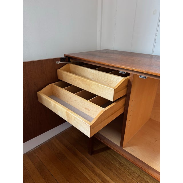 Brown 1960s Walnut Florence Knoll Credenza, Attributed For Sale - Image 8 of 12