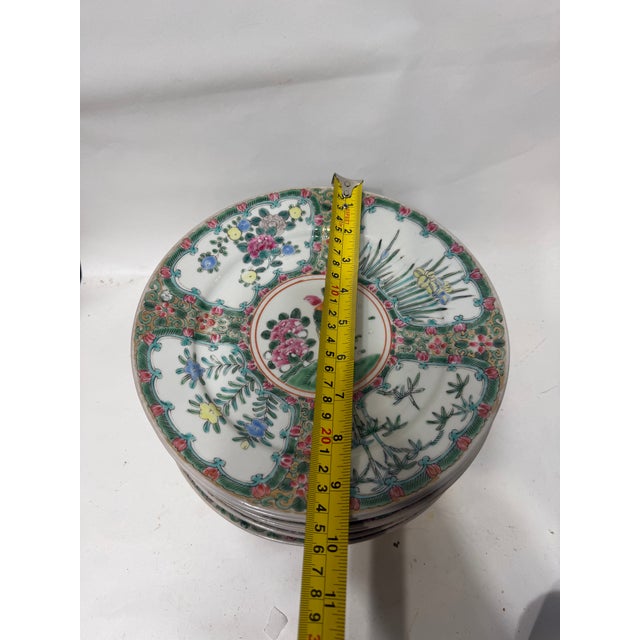 Vintage Chinese Export Famille Rose Medallion Porcelain Round Plate 9.5". Set of 11 For Sale - Image 4 of 18