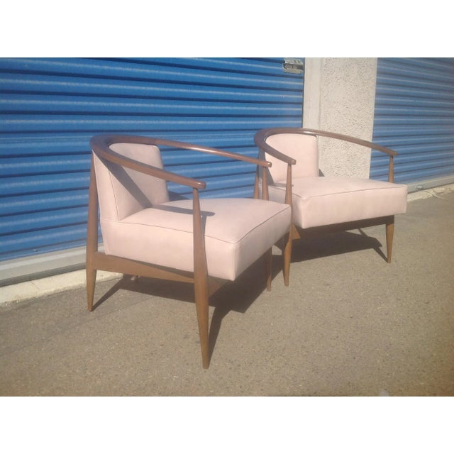Mid-Century Modern Mid Century Modern Pair of Lounge Chairs For Sale - Image 3 of 7