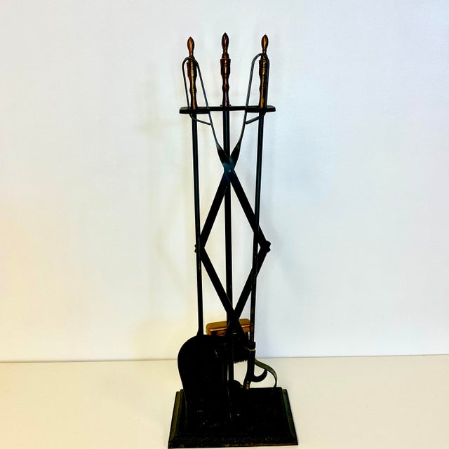French 1970s Vintage Rustic Boho Chic French Style Wrought Iron With Bronze Handles Fireplace Tools - Set of 5 For Sale - Image 3 of 13