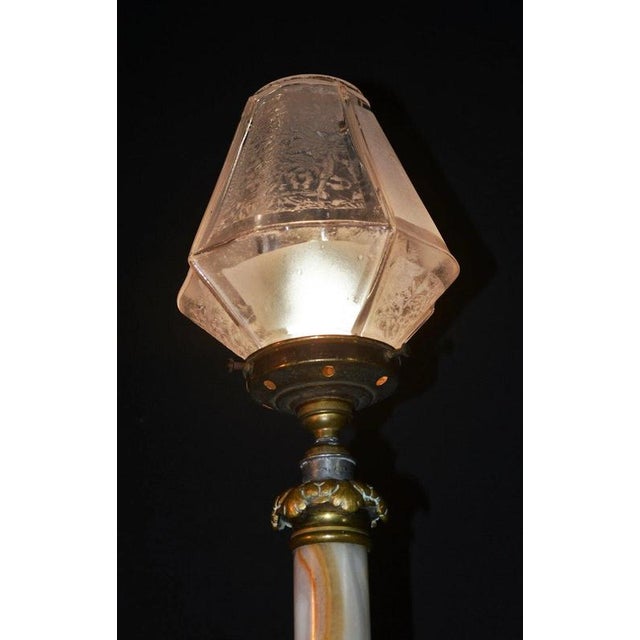 Antique Onyx, Bronze & Etched Glass Column Table Lamp, 1920 For Sale - Image 3 of 14