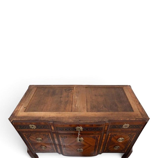 Late 18th Century 18th Century French Transition Marquetry Chest of Drawers with Marble Top, 1770 For Sale - Image 5 of 8