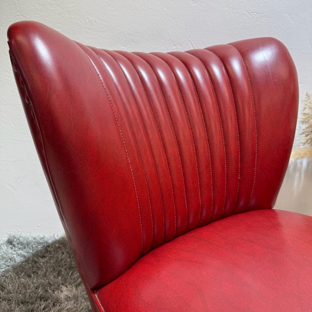 Textile Mid-Century Modern Cocktail Chairs in Red Faux Leather, 1950s, Set of 2 For Sale - Image 7 of 16